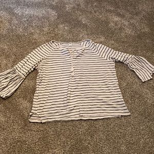 Old Navy top